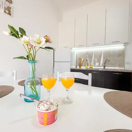 Azure Shores Apartment *