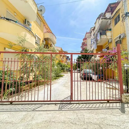 Apartment Azure Shores Golem (Tirana)