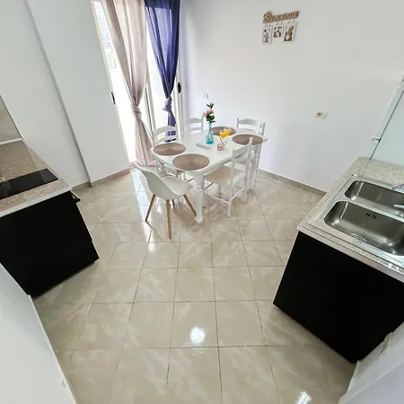 Azure Shores Apartment *