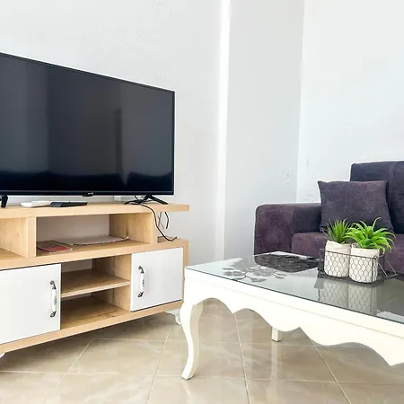 Azure Shores Apartment *
